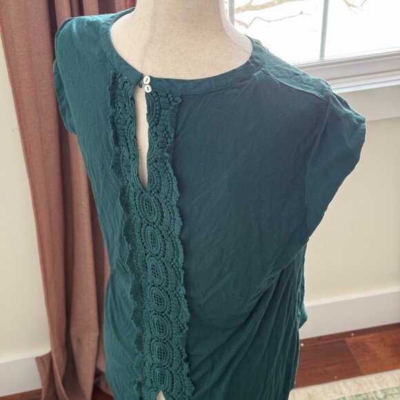 Daniel Rainn Emerald Green Top with Crochet Neckline Large - Picture 6 of 9